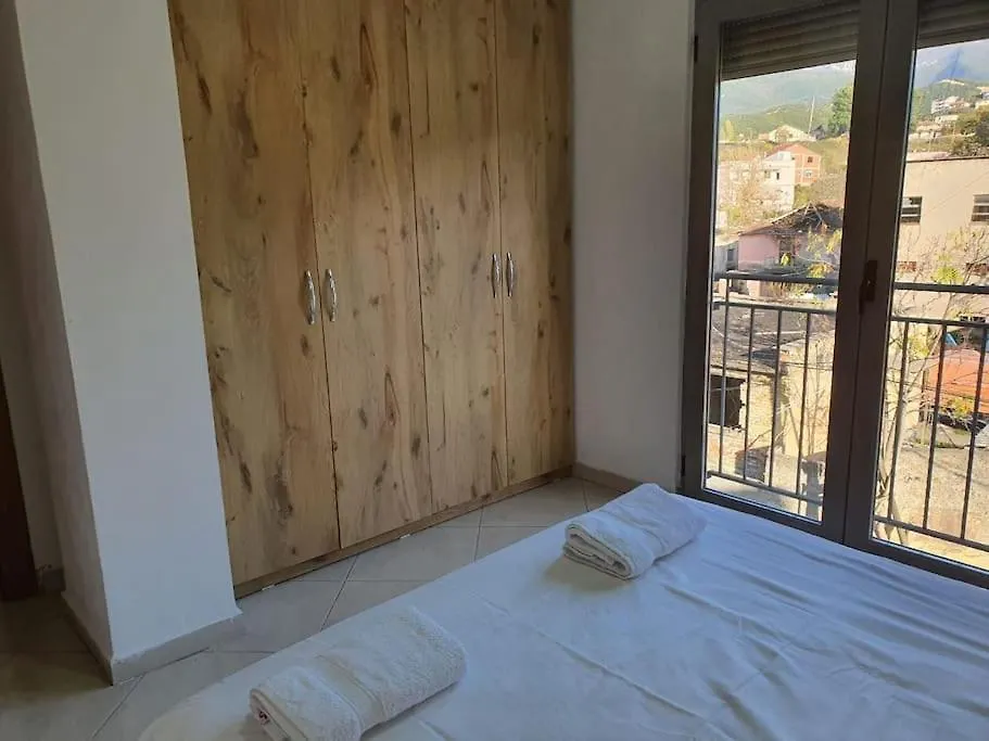 Bright Guest Suit 15 Min By Bus To Center Tirana 0*,  Albanie